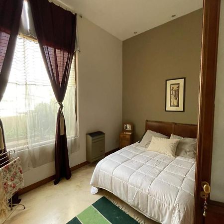 La Casona De Blanca Bed & Breakfast Balcarce Exterior photo