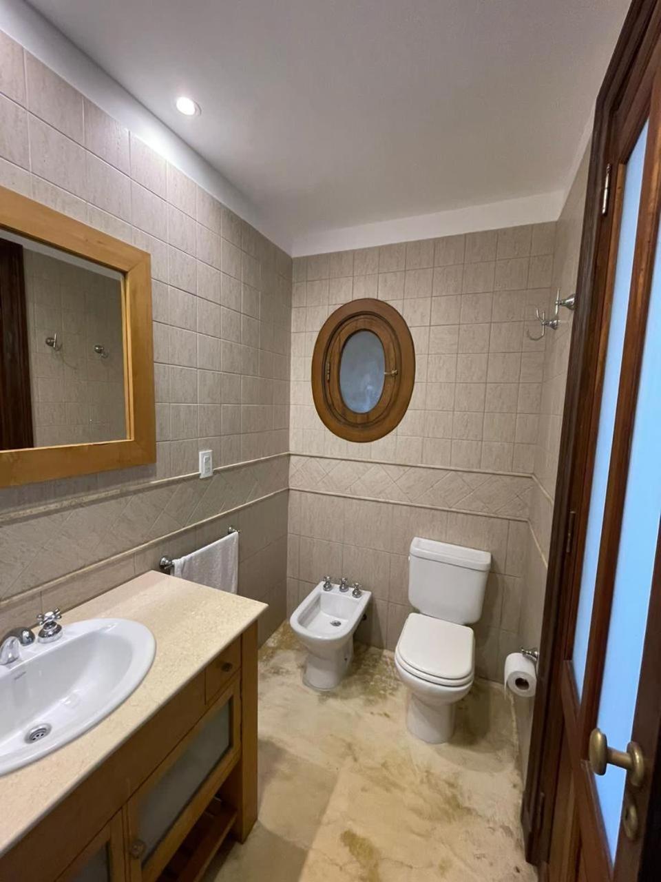 La Casona De Blanca Bed & Breakfast Balcarce Exterior photo